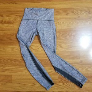 Lululemon mesh leggings size 4